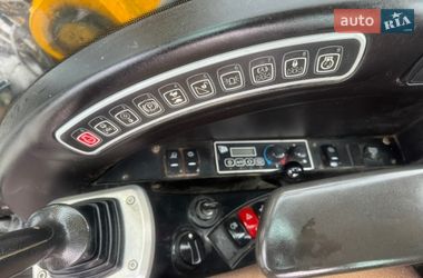 Колесный экскаватор JCB JS 175 2011 в Львове