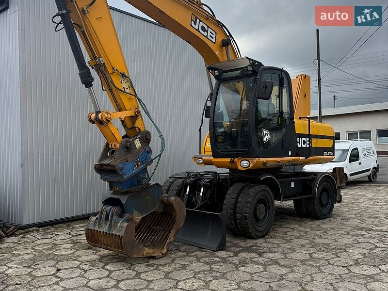Колісний екскаватор JCB JS 175 2011 в Львові
