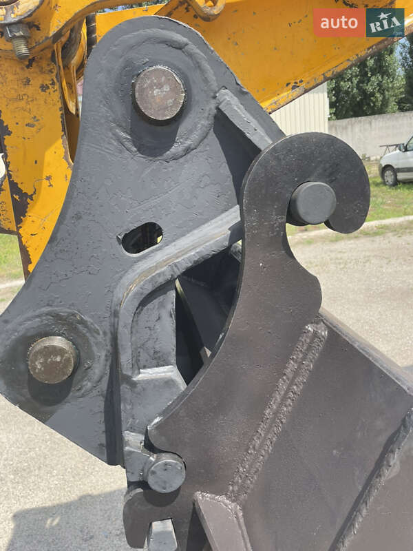 Колесный экскаватор JCB JS 200 2012 в Кременчуге