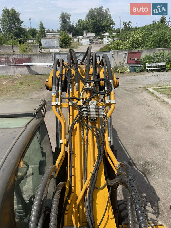 Колесный экскаватор JCB JS 200 2012 в Кременчуге