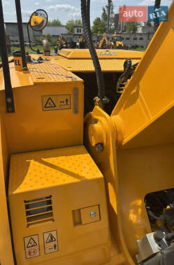 Гусеничный экскаватор JCB JS 210 2013 в 