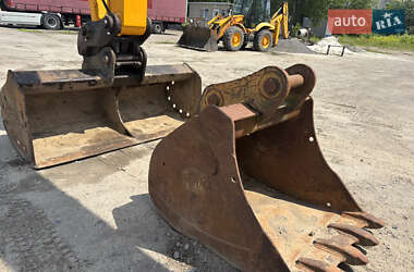 Гусеничный экскаватор JCB JS 210 2013 в 