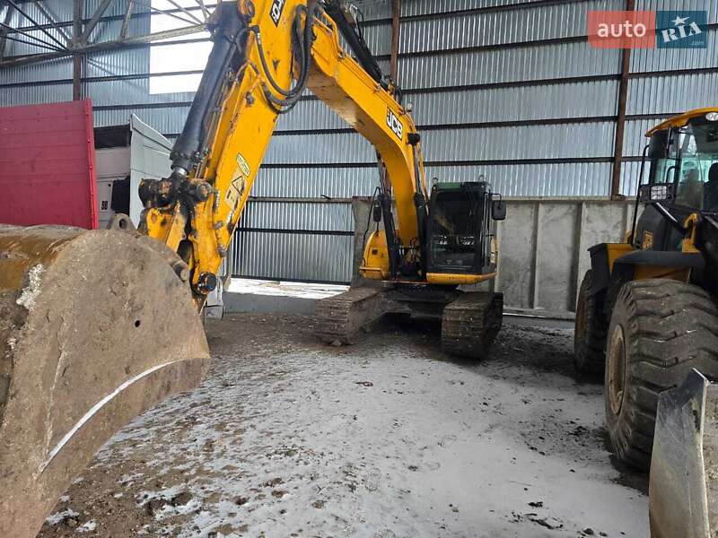 Гусеничный экскаватор JCB JS 210 2011 в Тернополе