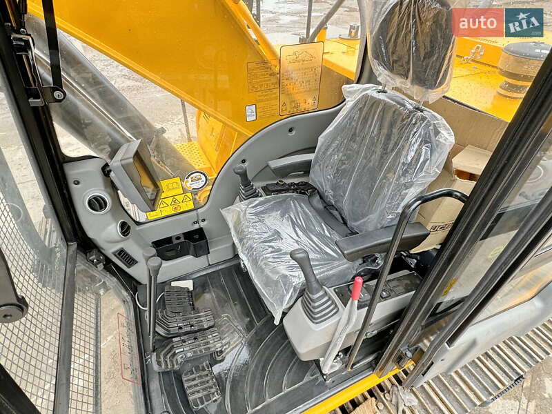 Гусеничний екскаватор JCB JS 215LC 2025 в Києві