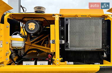 Гусеничный экскаватор JCB JS 215LC 2025 в 