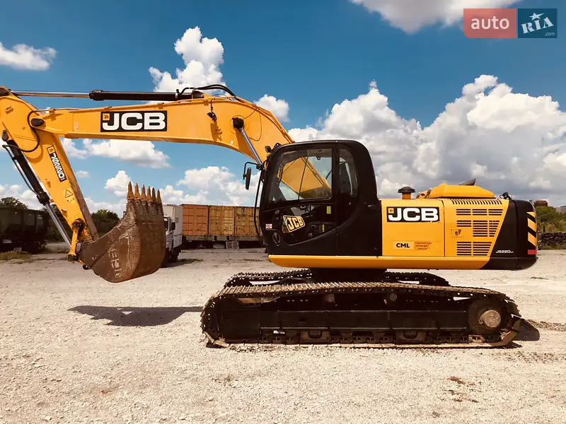 JCB JS 220 2017
