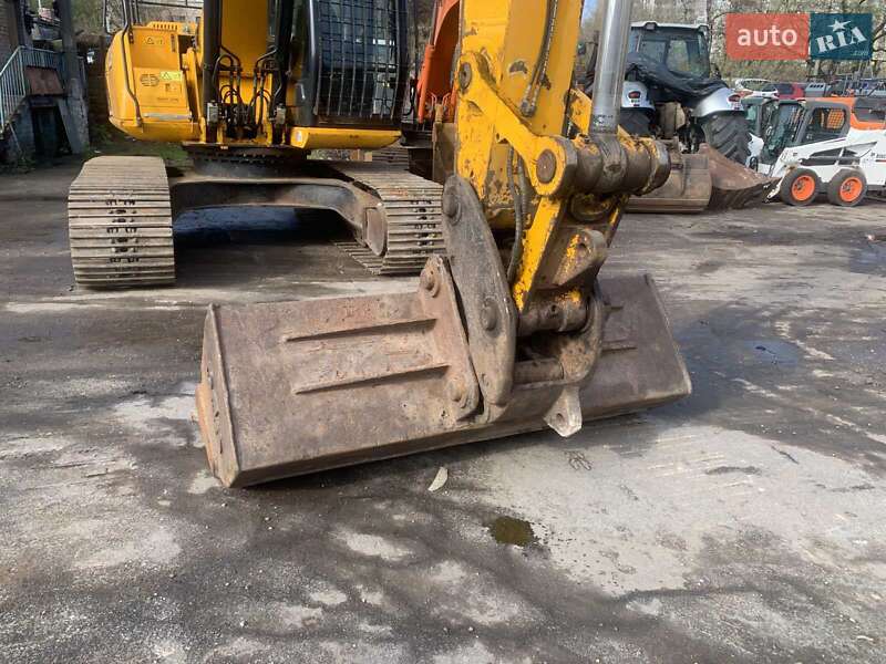 Гусеничний екскаватор JCB JS 220 2014 в Києві
