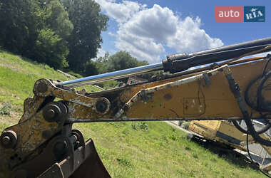 Экскаватор погрузчик JCB JS 220 2002 в 