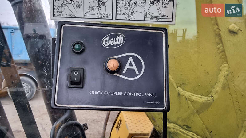 Гусеничний екскаватор JCB JS 220 2008 в Одесі