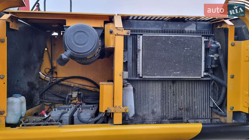 Гусеничний екскаватор JCB JS 220 2008 в Одесі