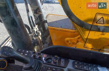 Гусеничный экскаватор JCB JS 220LC 2018 в 