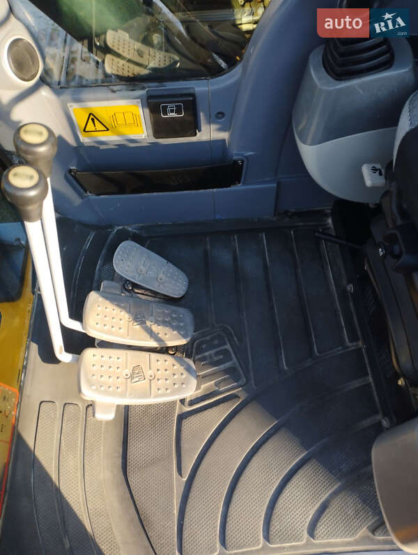 Гусеничный экскаватор JCB JS 220LC 2008 в Львове фото 11 Гусеничный экскаватор JCB JS 220LC 2008 в Львове