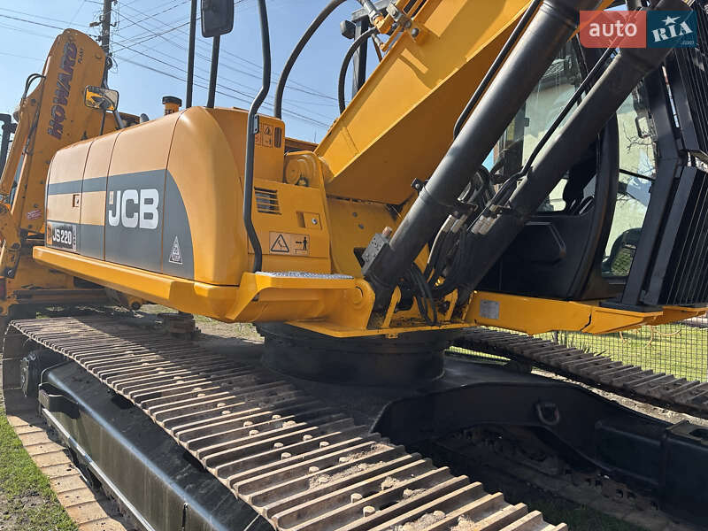 Гусеничний екскаватор JCB JS 220LC 2008 в 