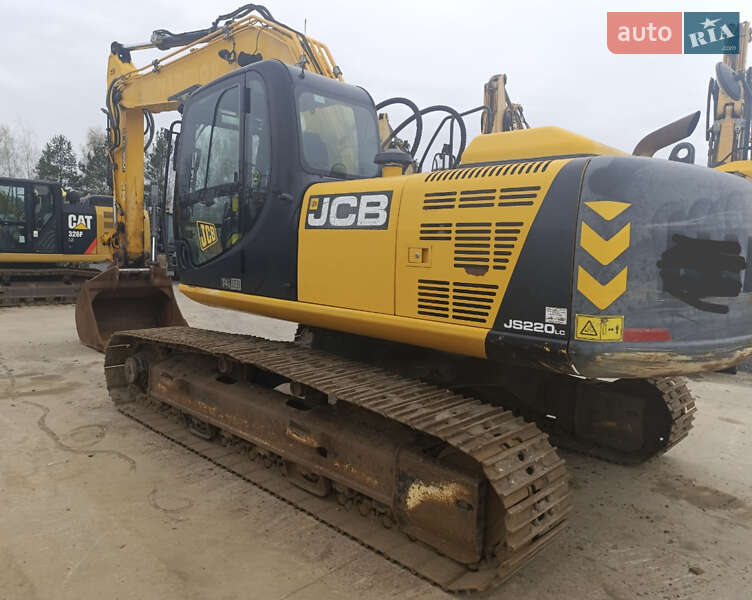 Гусеничный экскаватор JCB JS 220LC 2015 в 