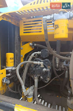Гусеничный экскаватор JCB JS 220LC 2014 в 