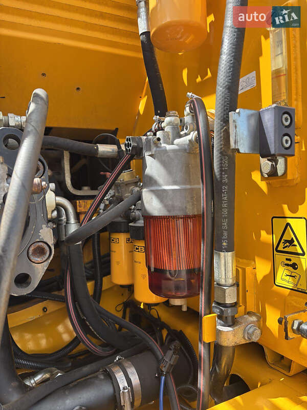 Гусеничний екскаватор JCB JS 220LC 2012 в Львові
