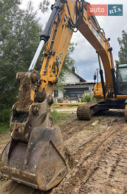 Гусеничний екскаватор JCB JS 220LC 2012 в 