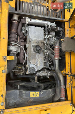 Гусеничний екскаватор JCB JS 220LC 2012 в 