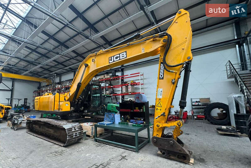 JCB JS 220LC 2017