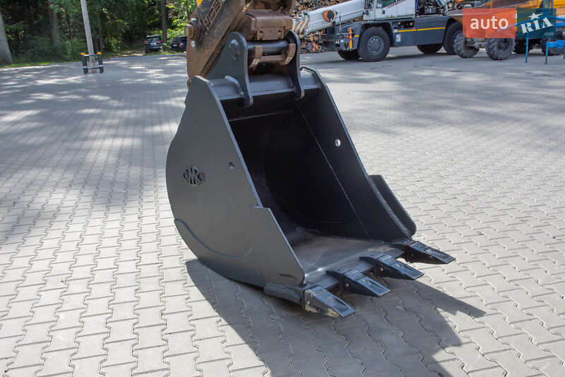 Гусеничный экскаватор JCB JS 220LC 2018 в Житомире