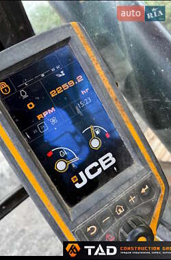Гусеничний екскаватор JCB JS 220LC 2016 в 