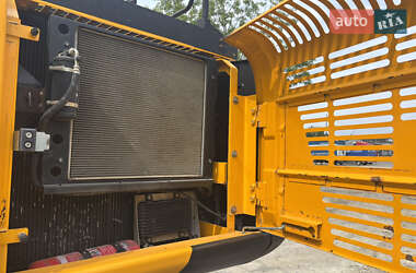 Гусеничный экскаватор JCB JS 220LC 2014 в 