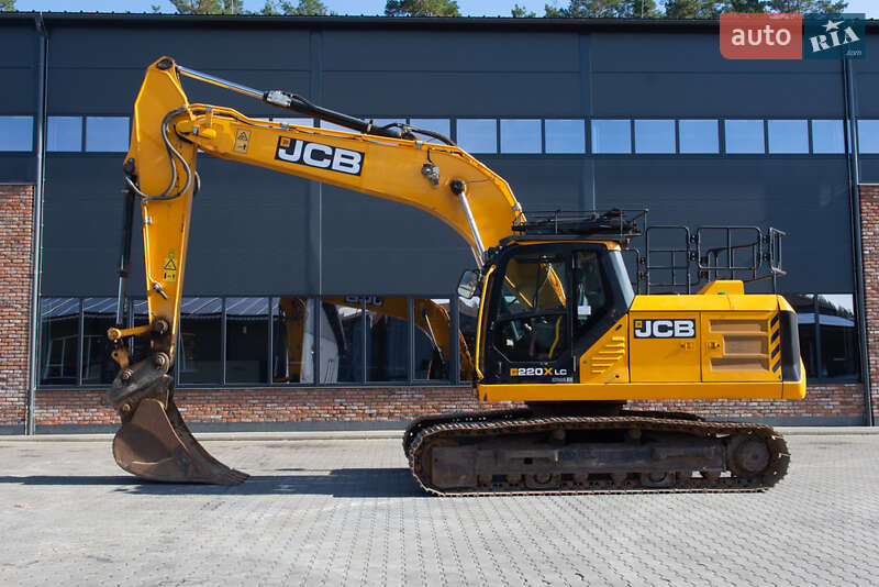 JCB JS 220LC 2022