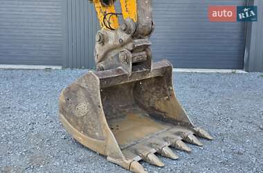 Гусеничный экскаватор JCB JS 220LC 2014 в 