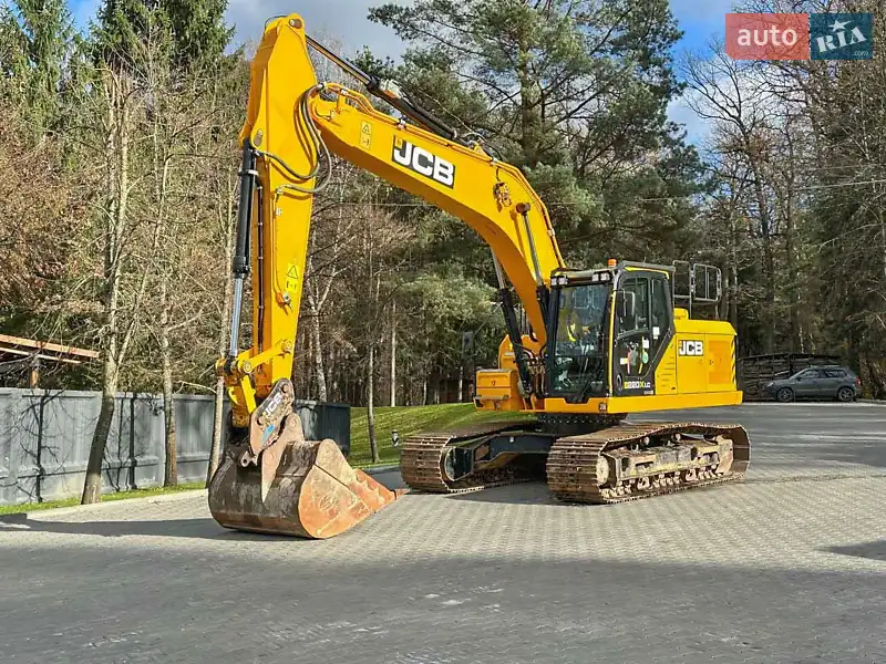 JCB JS 220LC 2022