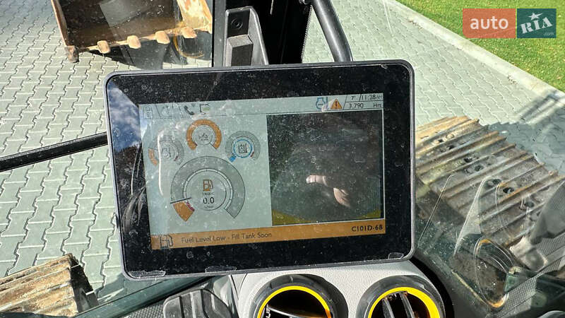 Гусеничный экскаватор JCB JS 220LC 2022 в Житомире фото 21 Гусеничный экскаватор JCB JS 220LC 2022 в Житомире