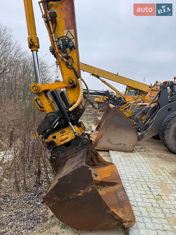 Гусеничный экскаватор JCB JS 220LC 2008 в Львове