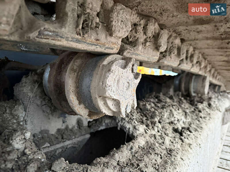 Гусеничный экскаватор JCB JS 220LC 2015 в Одессе фото 18 Гусеничный экскаватор JCB JS 220LC 2015 в Одессе