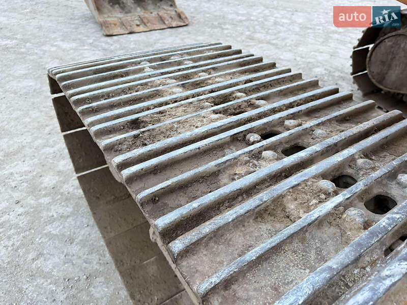 Гусеничный экскаватор JCB JS 220LC 2015 в Одессе фото 21 Гусеничный экскаватор JCB JS 220LC 2015 в Одессе