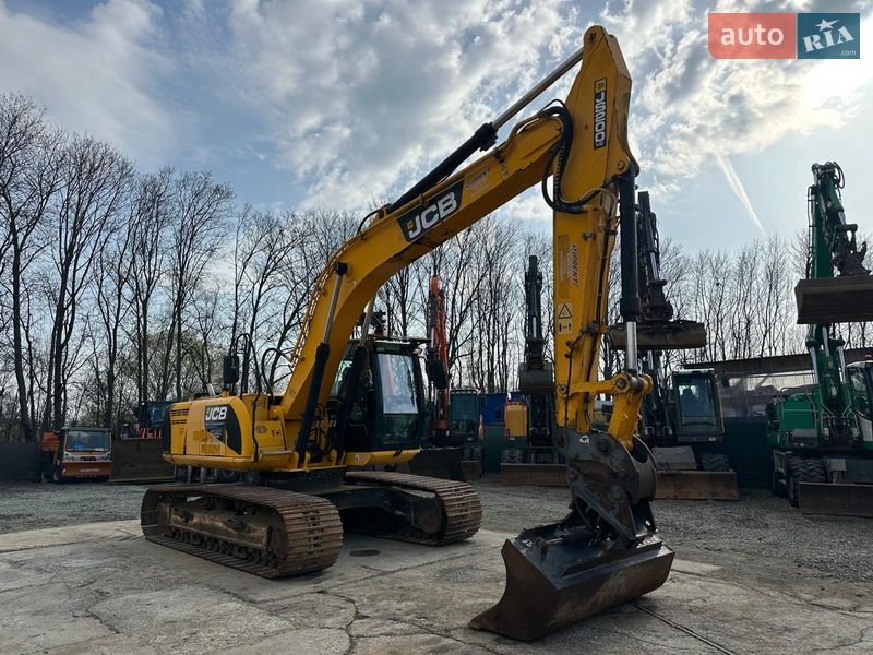 Гусеничный экскаватор JCB JS 220LC 2013 в Львове