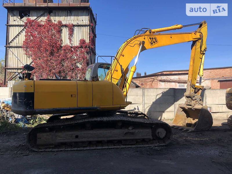 Екскаватор навантажувач JCB JS 240 2004 в Калуші