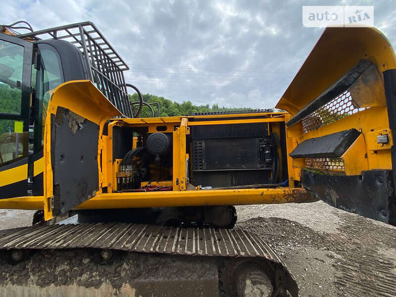 Экскаватор погрузчик JCB JS 240 2005 в Тячеве