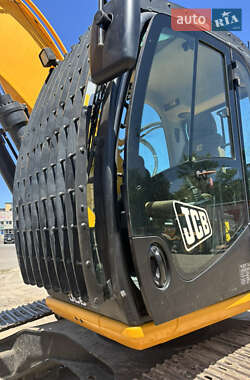 Гусеничный экскаватор JCB JS 240NC 2011 в 