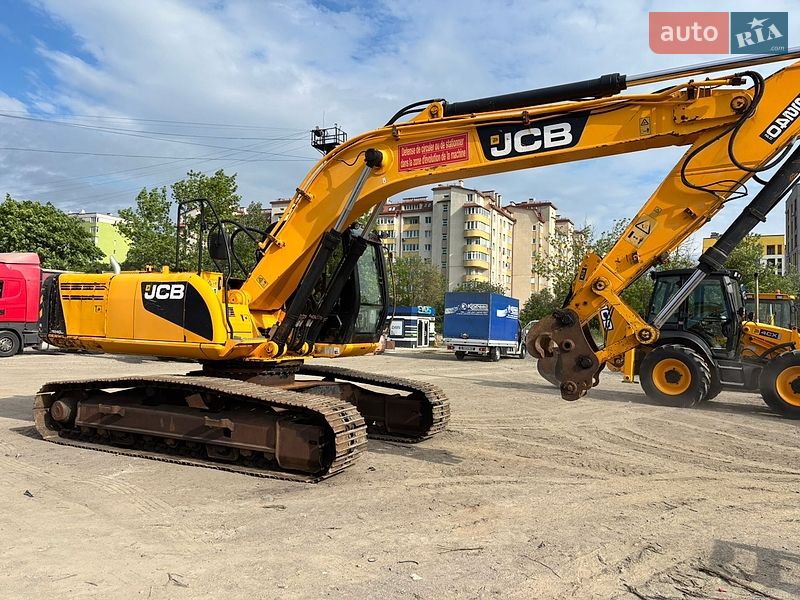 Гусеничный экскаватор JCB JS 240NC 2012 в Львове