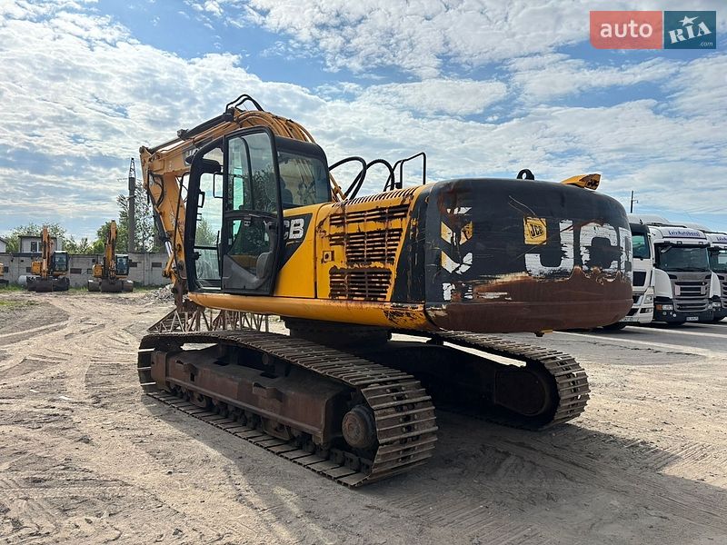 Гусеничный экскаватор JCB JS 240NC 2012 в Львове