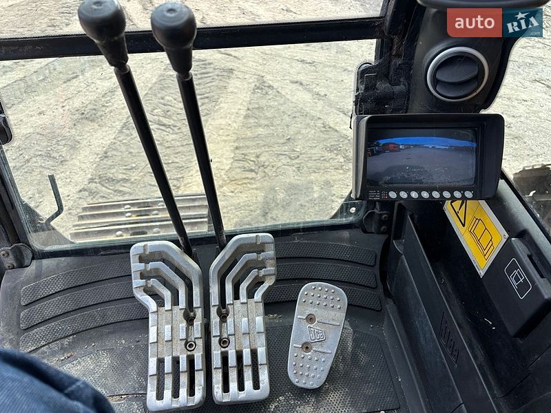 Гусеничный экскаватор JCB JS 240NC 2012 в Львове