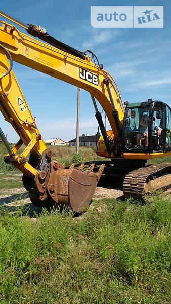 Экскаватор погрузчик JCB JS 260 2010 в Кропивницком