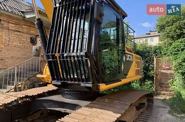 Гусеничный экскаватор JCB JS 260 2012 в 