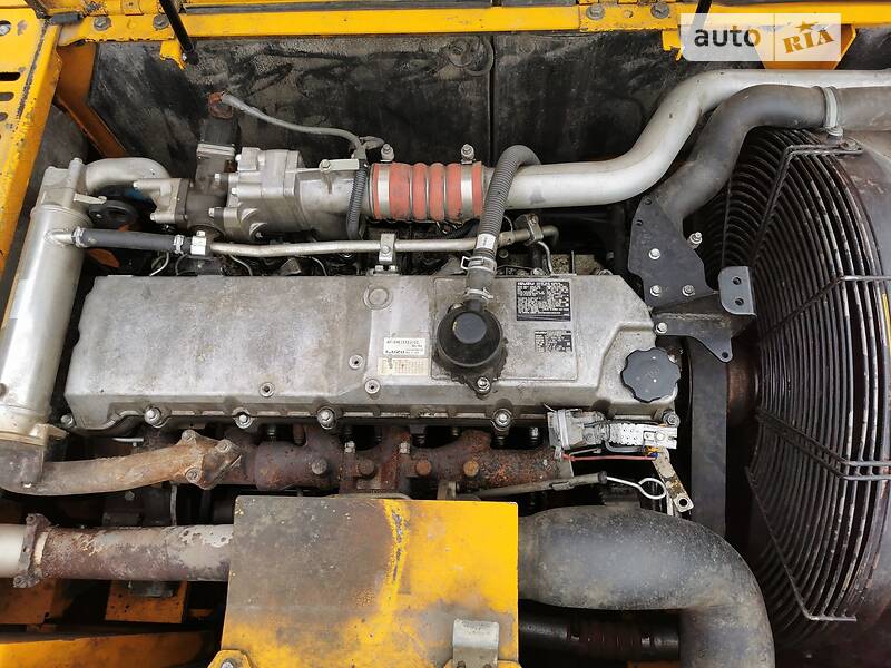 Екскаватор навантажувач JCB JS 290 2011 в Києві