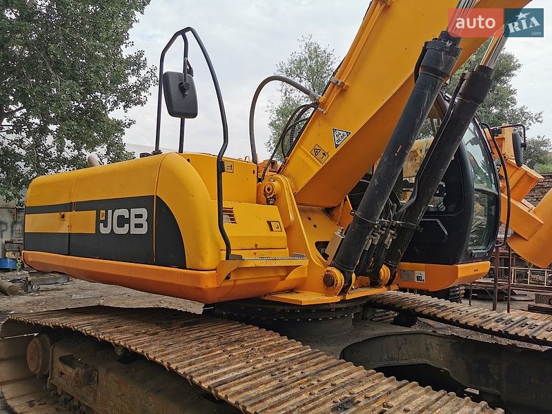 Гусеничный экскаватор JCB JS 290 2011 в Киеве