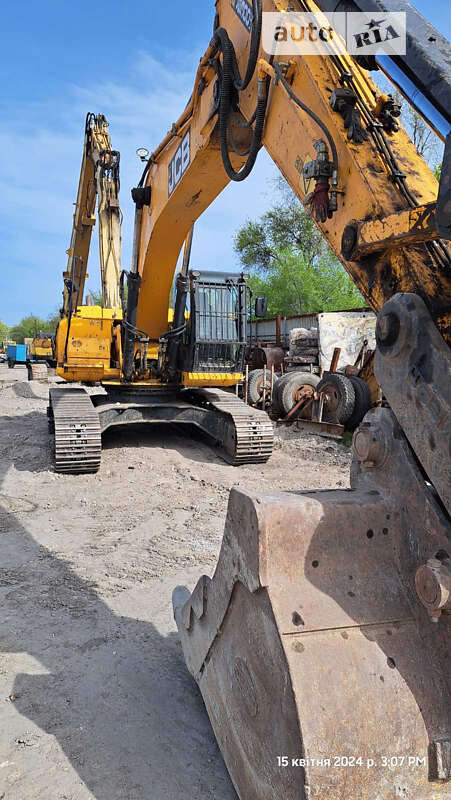 Гусеничный экскаватор JCB JS 300LC 2017 в Запорожье