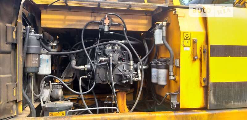 Гусеничный экскаватор JCB JS 360 2011 в Калуше