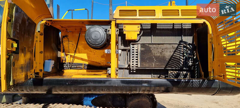 Гусеничный экскаватор JCB JS 360 2015 в Одессе