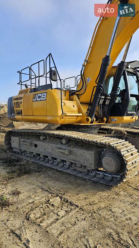 Гусеничный экскаватор JCB JS 370 2016 в Снятине