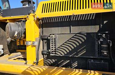 Гусеничный экскаватор JCB JS 370 2016 в 