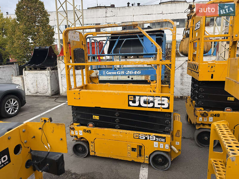 Ножничный подъемник JCB S19 30E 2019 в Киеве